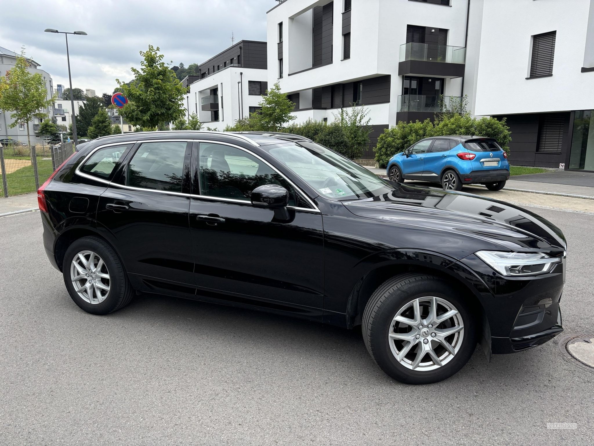 Volvo XC60 MOMENTUM D4 GEARTRONIC 190 CH