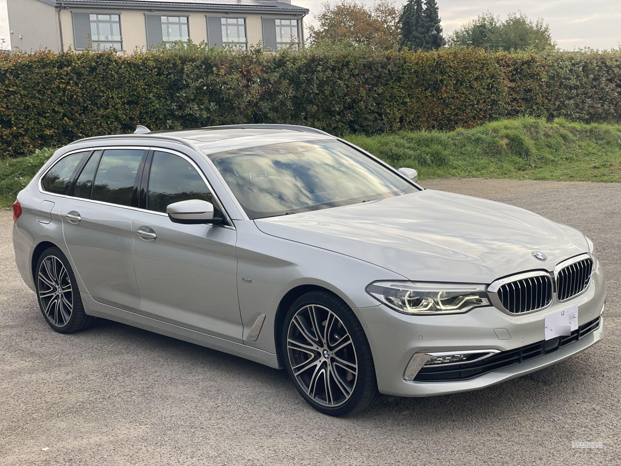 BMW 525 LUXURY-LINE