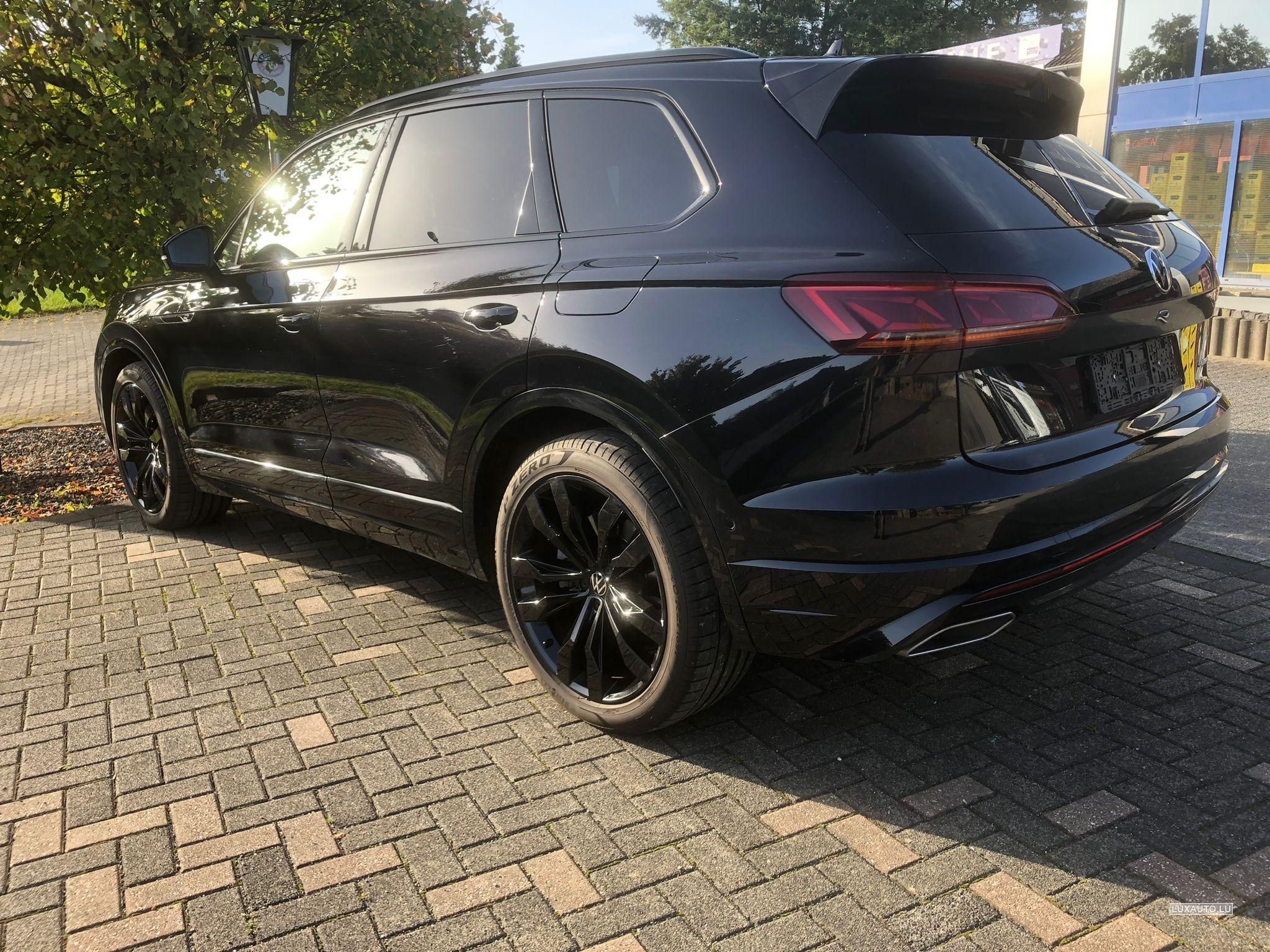 VW Touareg Volkswagen Touareg 3.0 V6 - eHybrid - 4MOTION - Tiptronic R