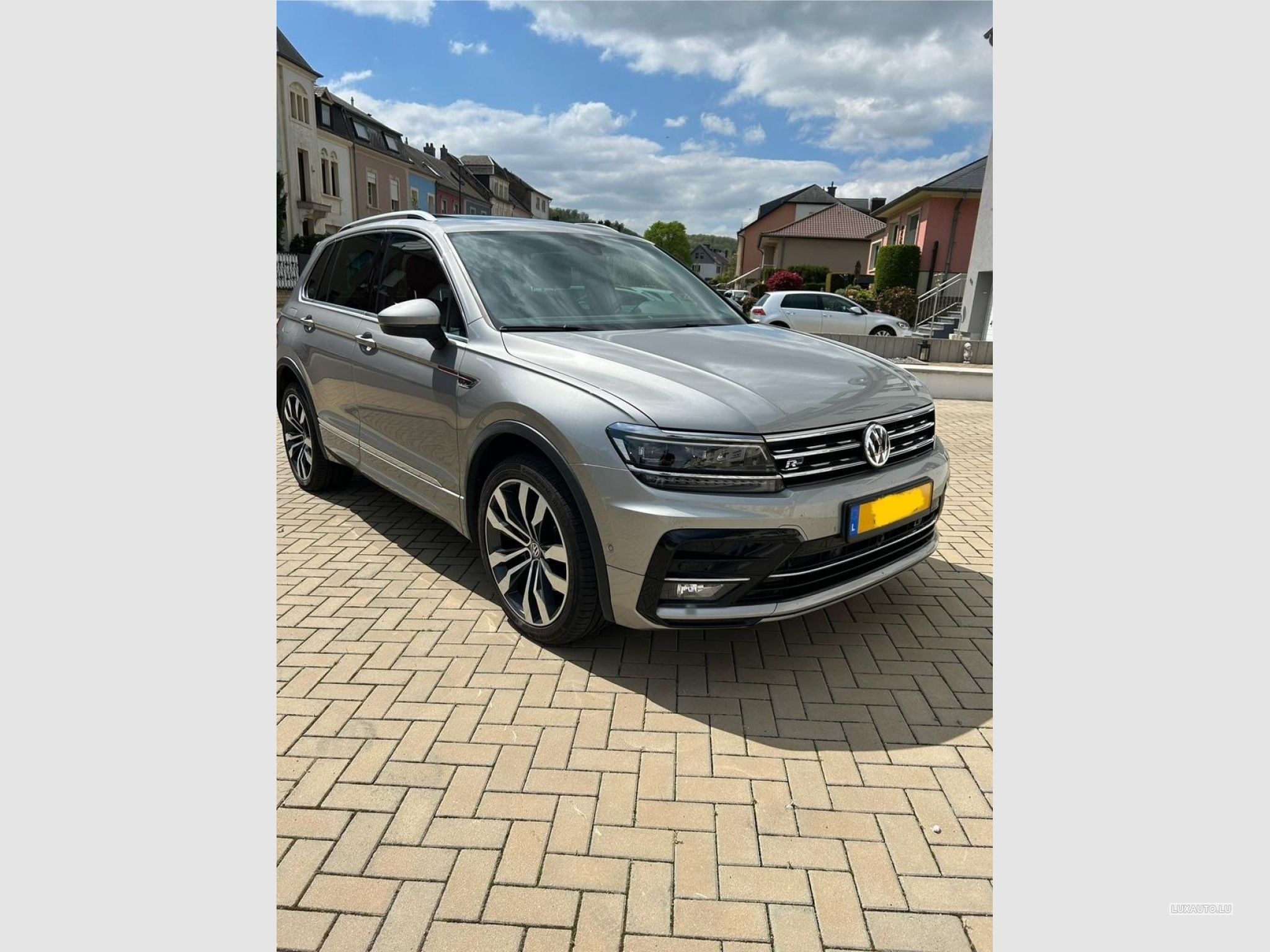VW Tiguan R-Line